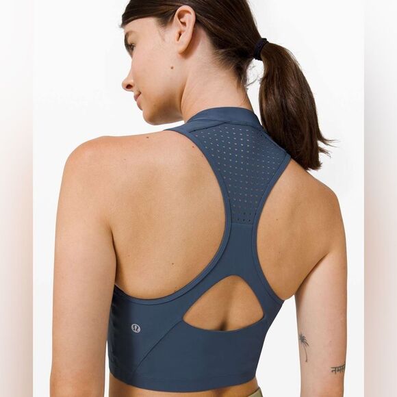 Lululemon Athletica Sports Bra with Racerback Design Size 8 - Picture 15 of 17